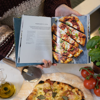 William Sonoma Pizza Cookbook