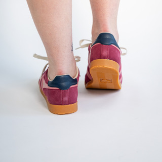 Elan Sneakers